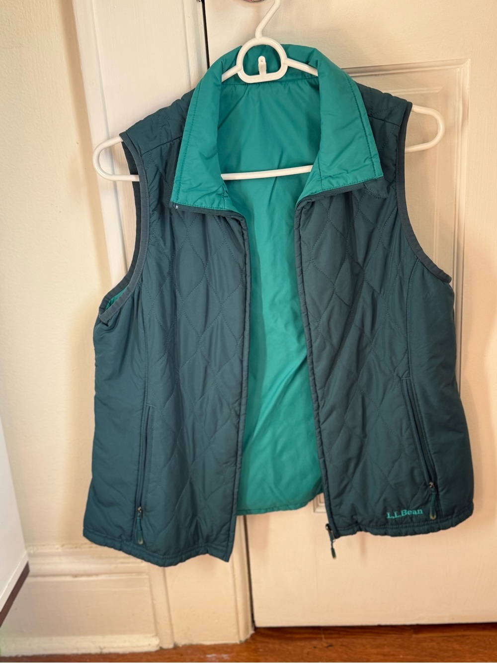 L.L. Bean Quilted Reversible Vest in Teal & Aqua